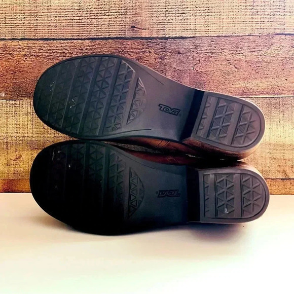 Teva Foxy Waterproof Leather Ankle Booties - Picture 6 of 7